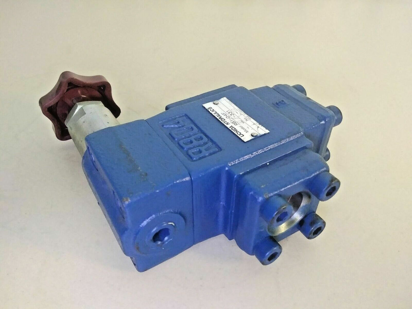 Uchida Hydraulics RB1-O4F D-331 Valve - NEW