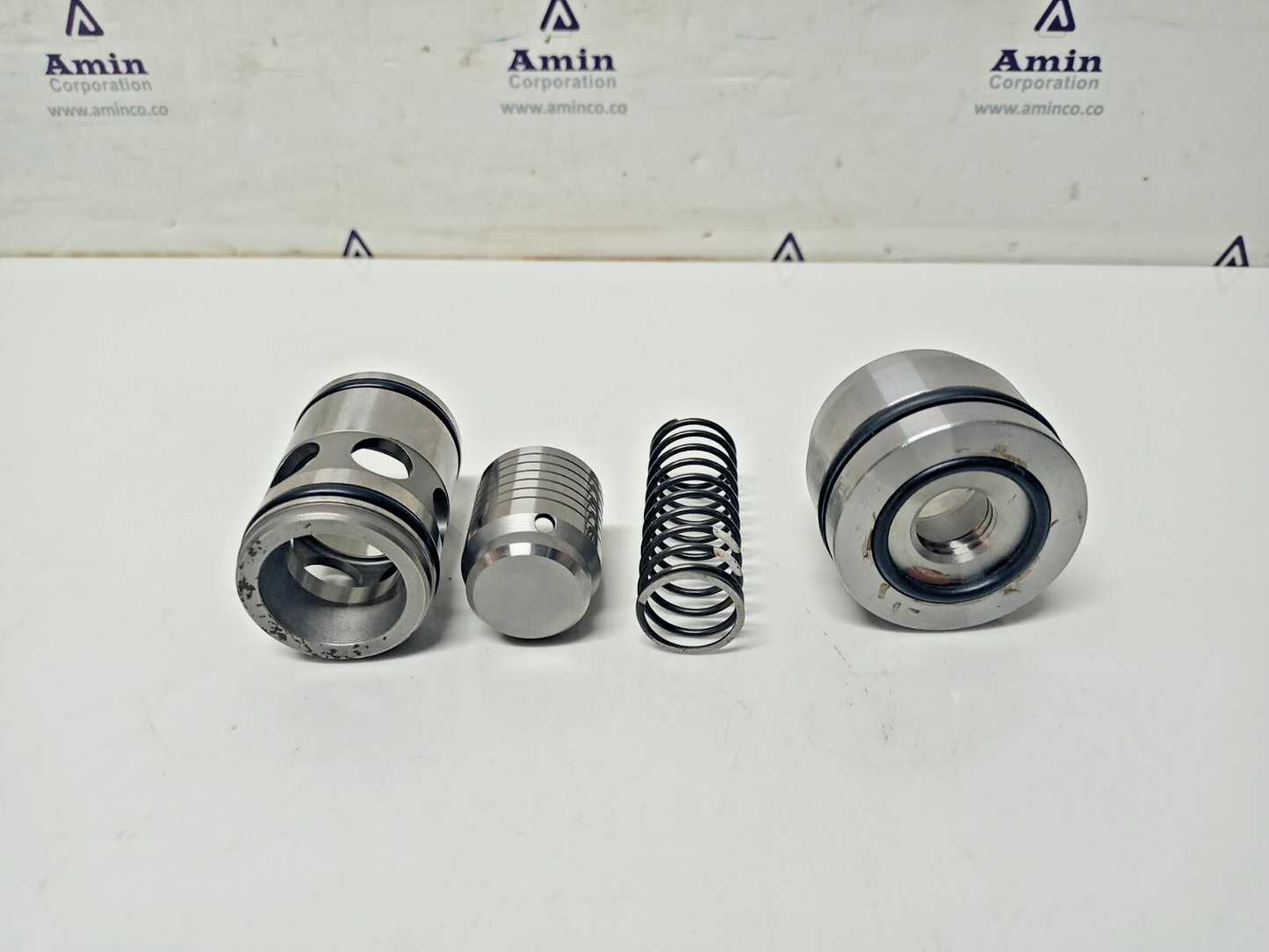 Rexroth 1-818-509-291 Cartridge valve - NEW