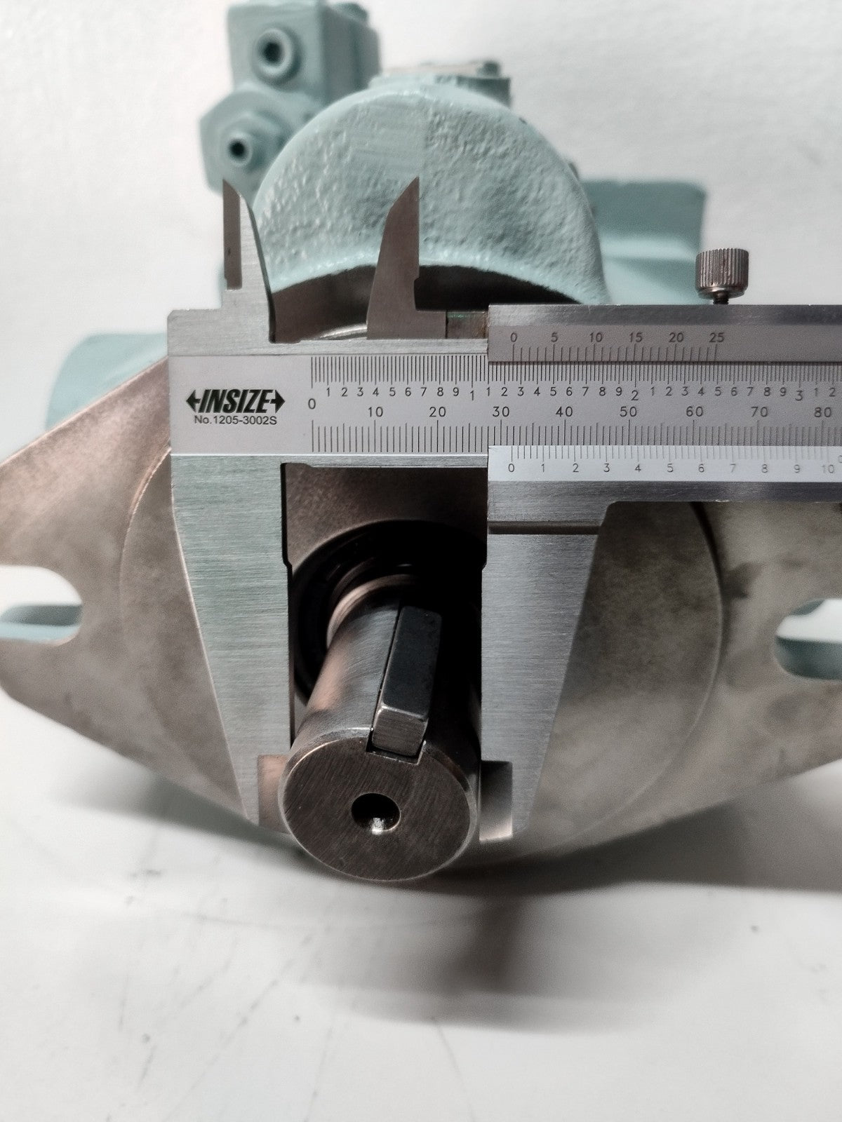 Denison Hydraulics PV20-2R1C-C00 Axial piston pump Code No.: 029-07148-0 - NEW