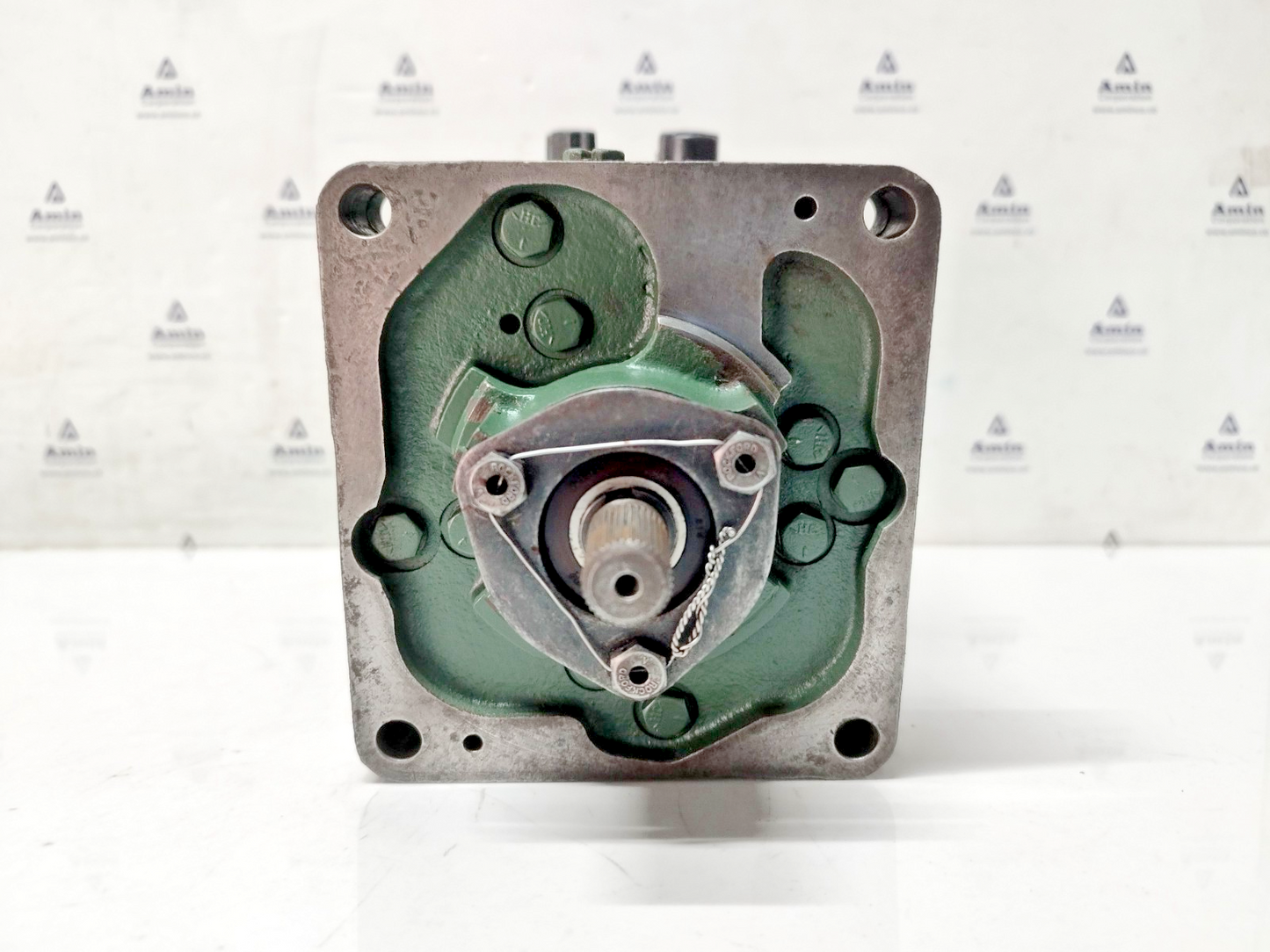 Woodward UG-8 Governor part No. : 8521-076 RPM: 500-1400 - TESTED