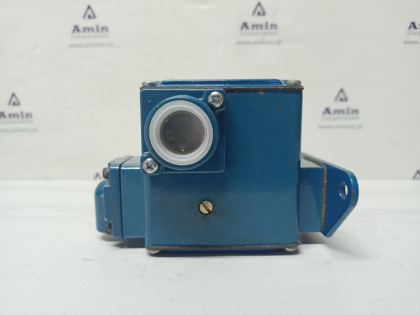 Amot Controls Model 4140 4140CR1H11AA0-EE Pressure Switch 0.34-4.27 bar - NEW