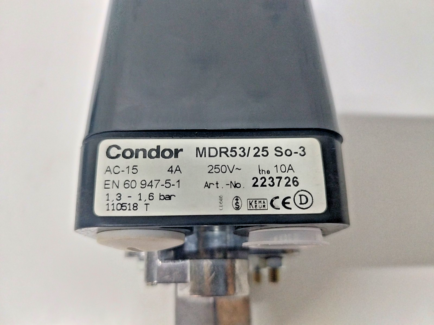 Condor MDR53/25 So-3 Pressure Switch AC-15, 4A, 250V, 1.3-1.6bar - NEW