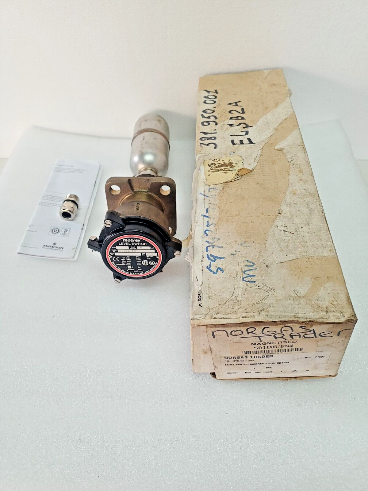 Mobrey S01DB/F84 Magnetic Horizontal Float Switch - NEW