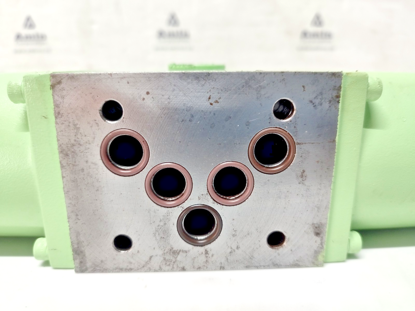 KAWASAKI REXROTH 4WE10GL-10L0/LG24NDL Solenoid Valve