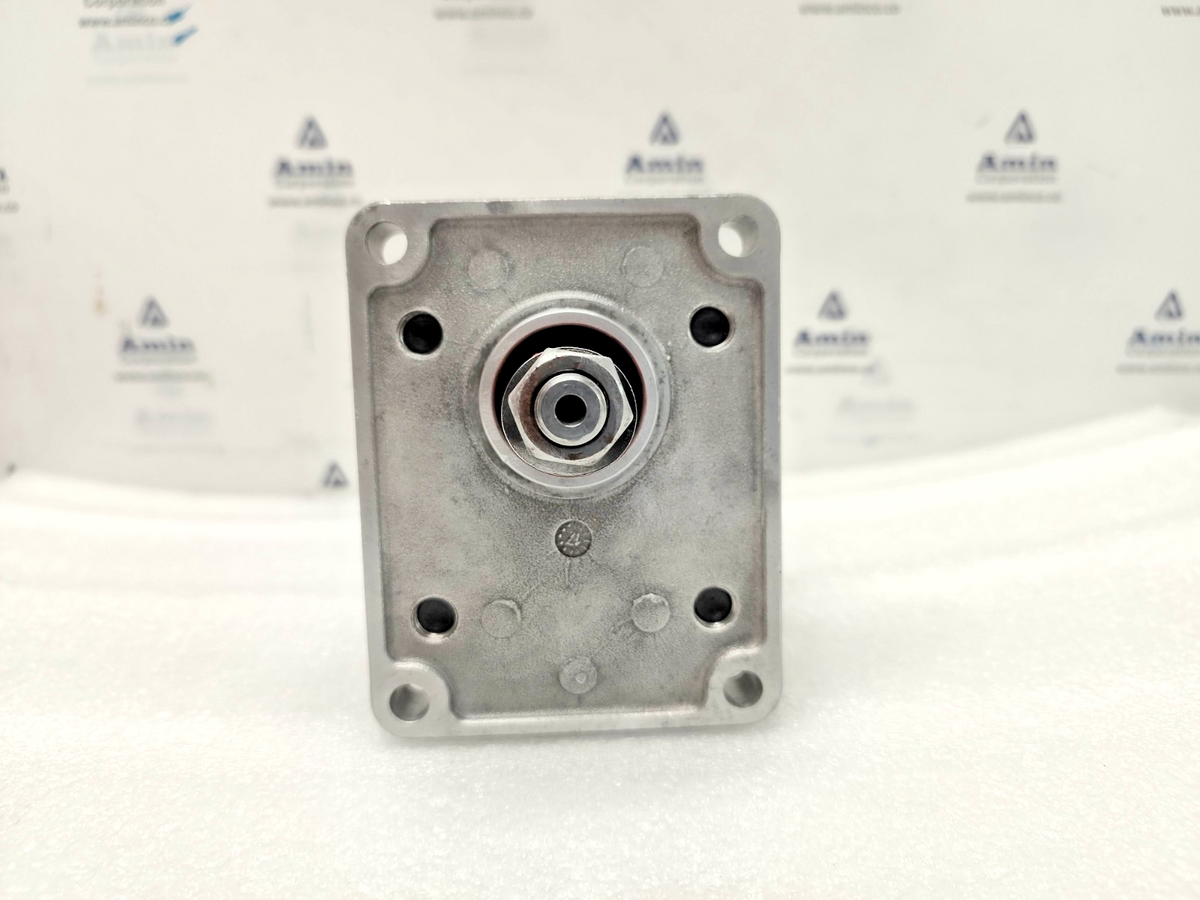Parker P/N: 3349111292 Hydraulic Gear Pump - NEW