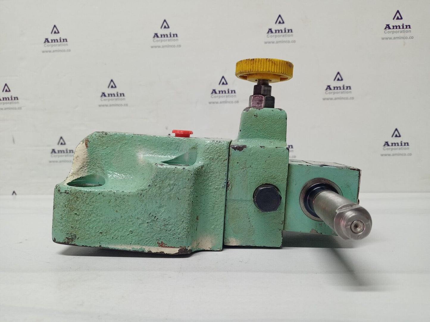 Yuken BSG-06-2B3B-D24-N1-4680 Directional control Valve