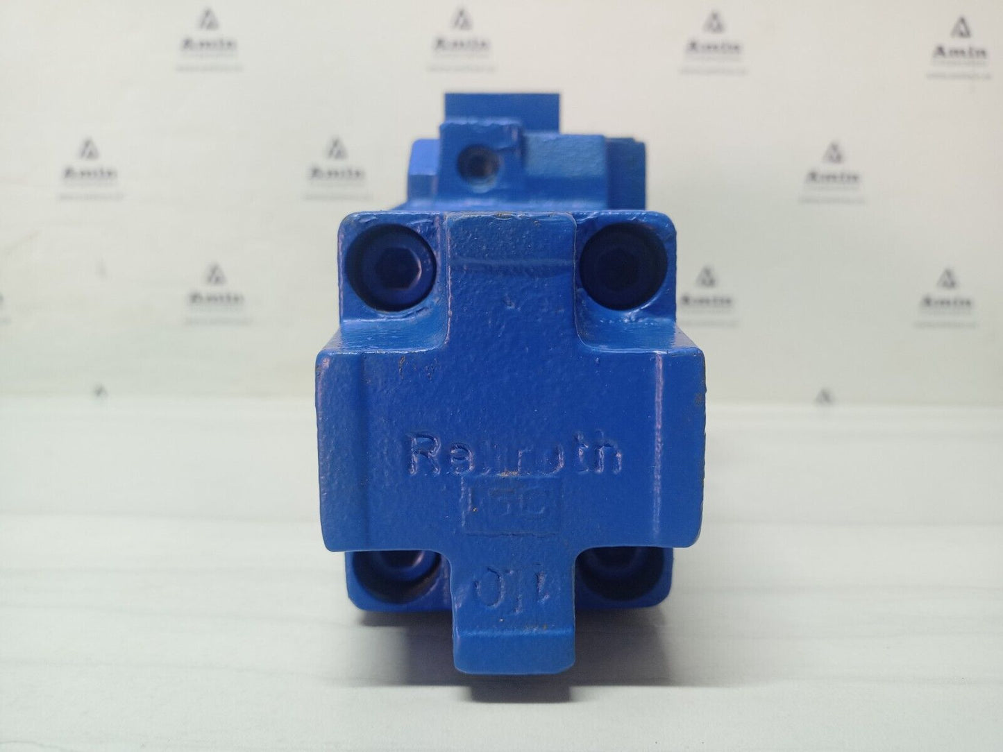 Rexroth 4WRH 25 W6-220-70 M Prop. Directional valve MNR: R900964592 - NEW