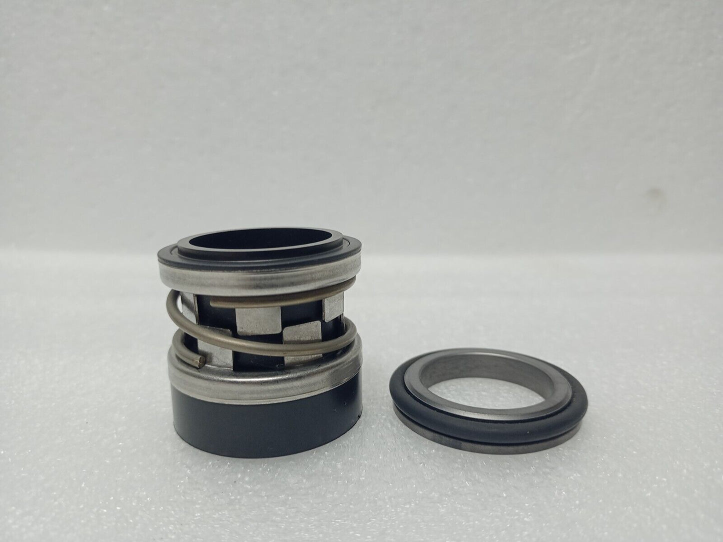 John Crane Type 2100 0280-K Heavy duty Mechanical seal 28mm - NEW