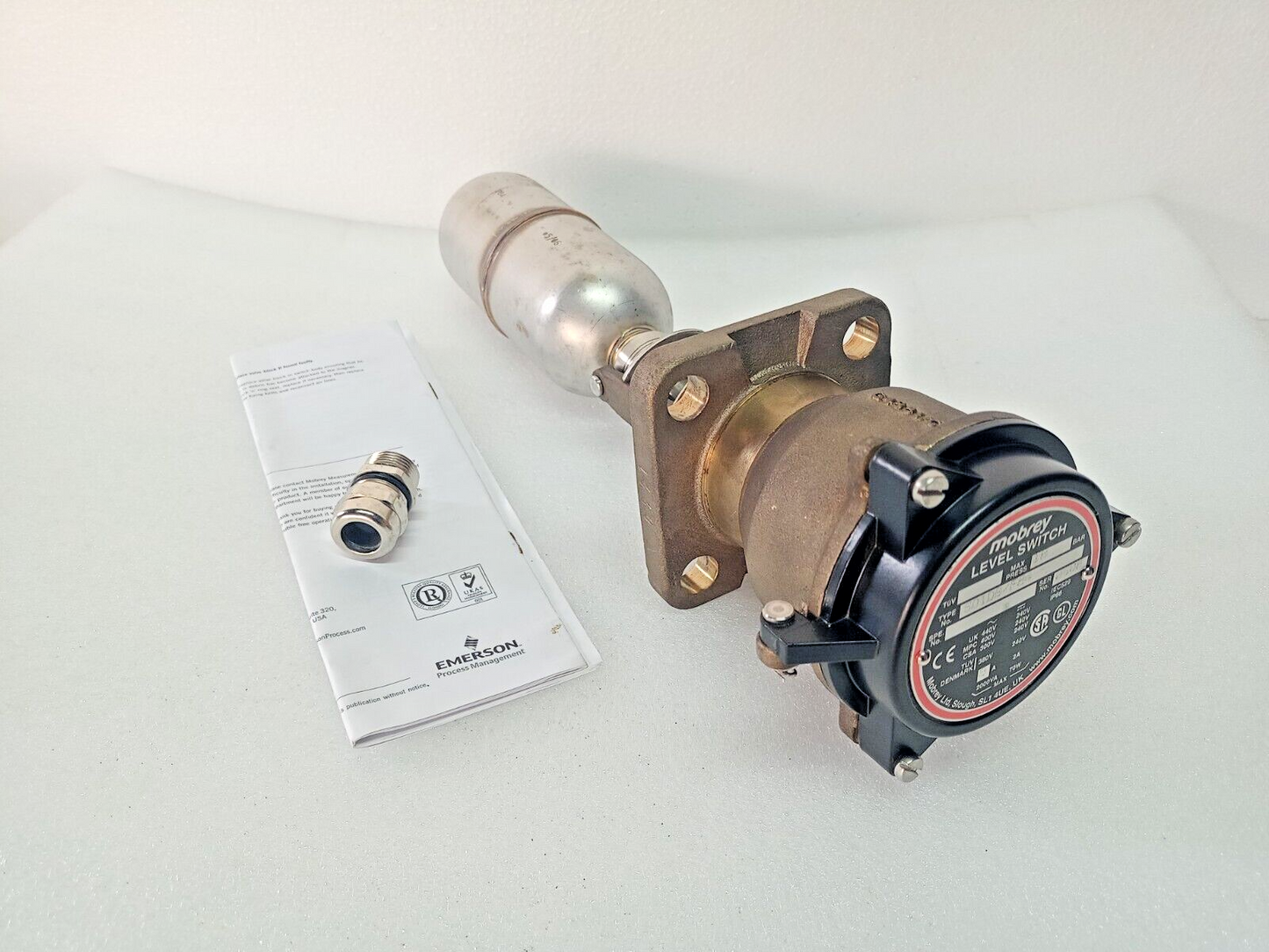 Mobrey S01DB/F84 Magnetic Horizontal Float Switch - NEW