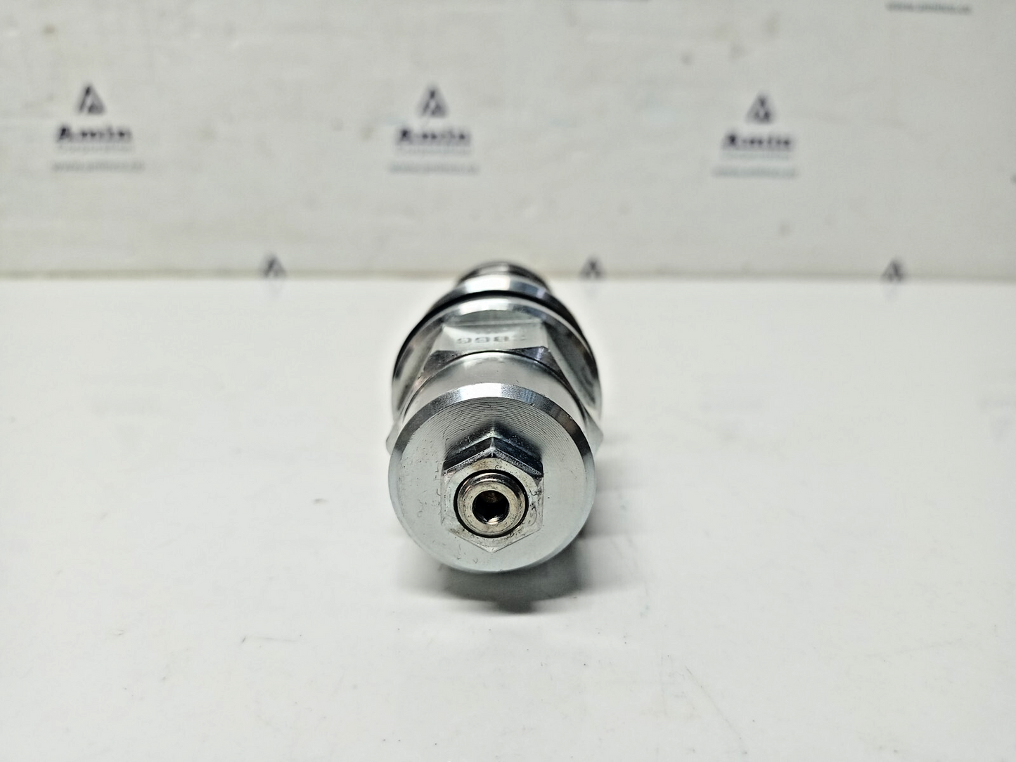 Sun hydraulics CBGG-LJN 4.5:1 pilot ratio counterbalance valve CBGGLJN -NEW