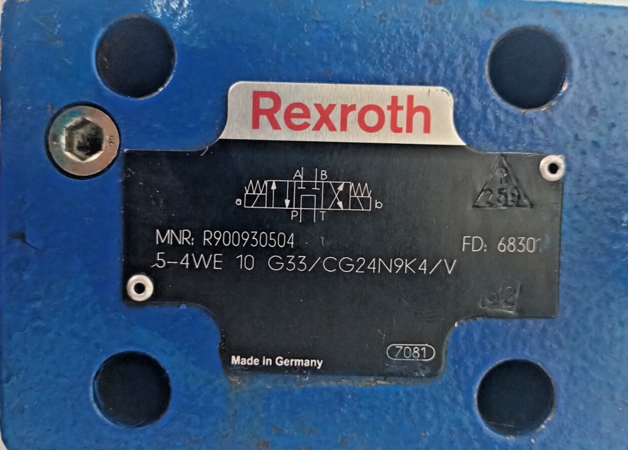 Rexroth 5-4WE 10 G33/CG24N9K4/V Directional control valve MNR: R900930504 - NEW