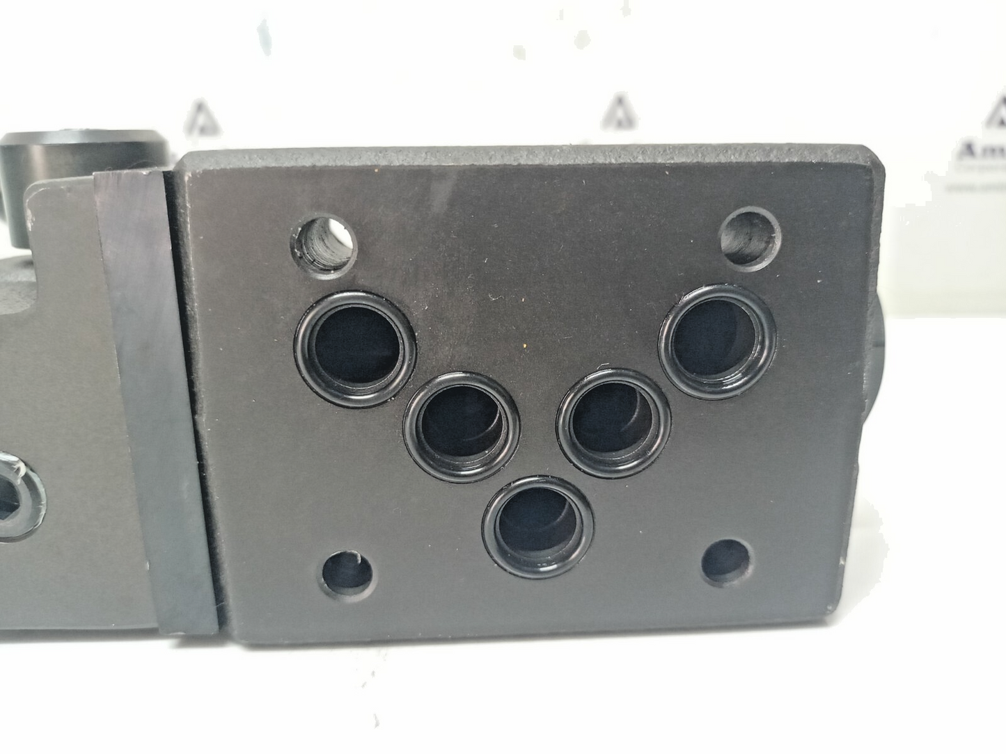 Yuken DMG-03-3C2-50 Directional valve - NEW