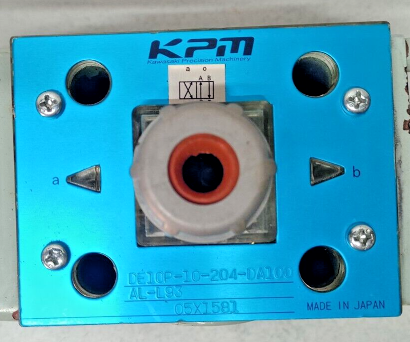 KPM Kawasaki DE10P-10-204-D100AL-L93 Solenoid Valve - NEW