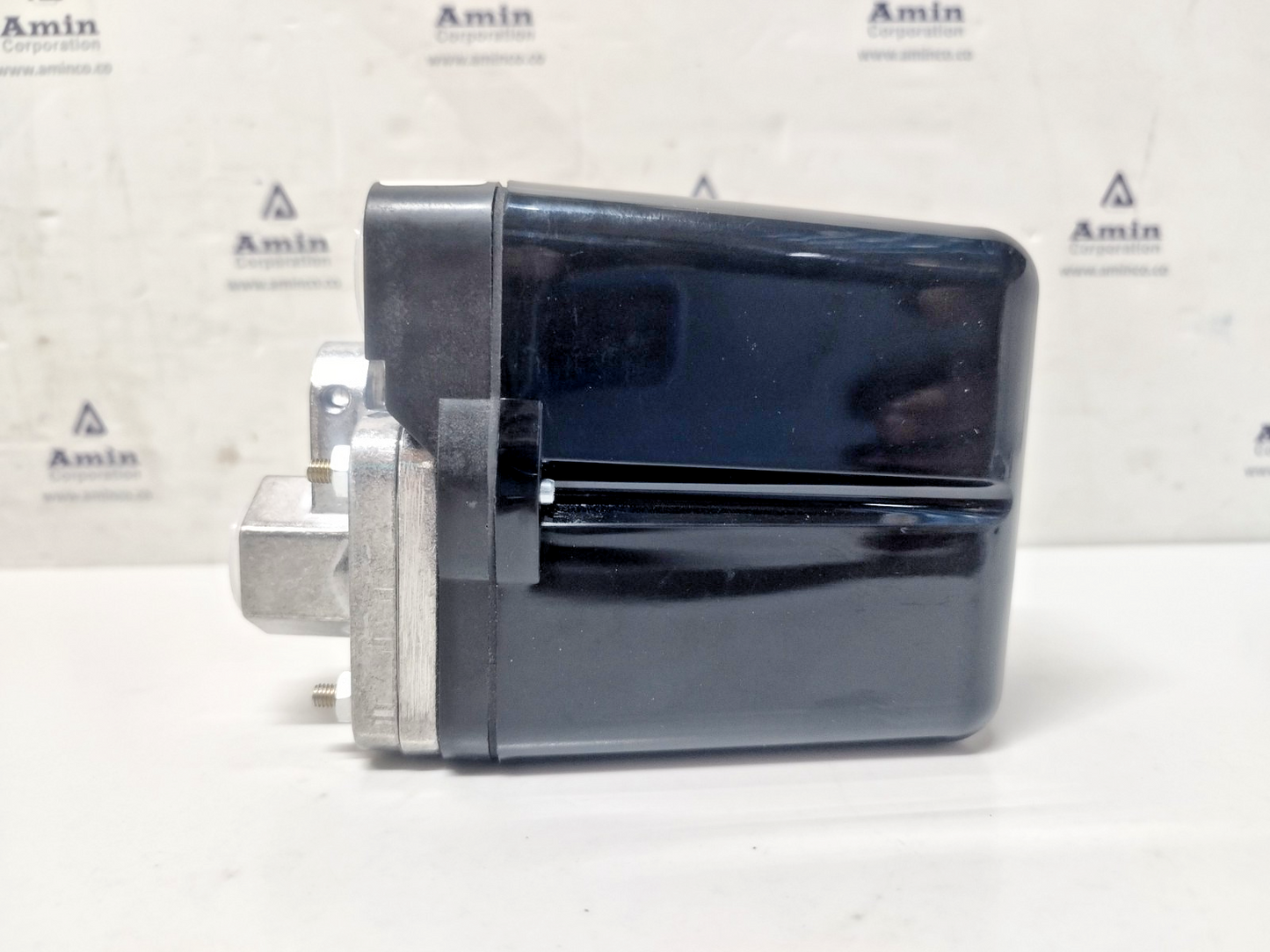 Condor MDR53/25 So-3 Pressure Switch AC-15, 4A, 250V, 0.4-0.5bar - NEW