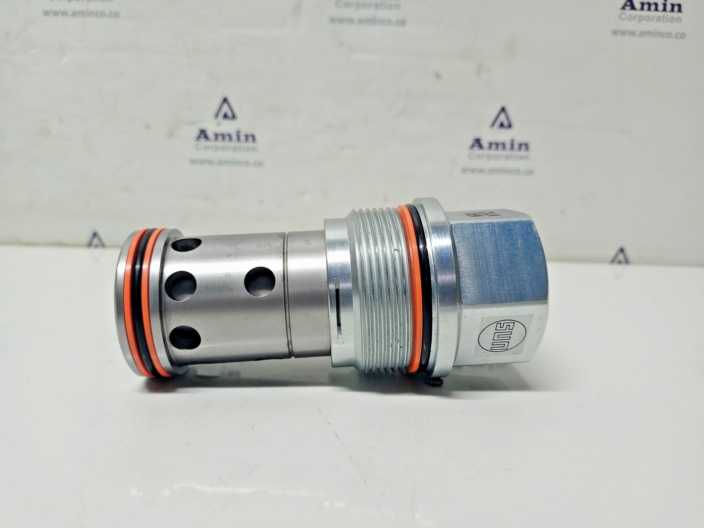 Sun hydraulics CXJA-XEN Free flow nose to side check valve CXJAXEN -NEW