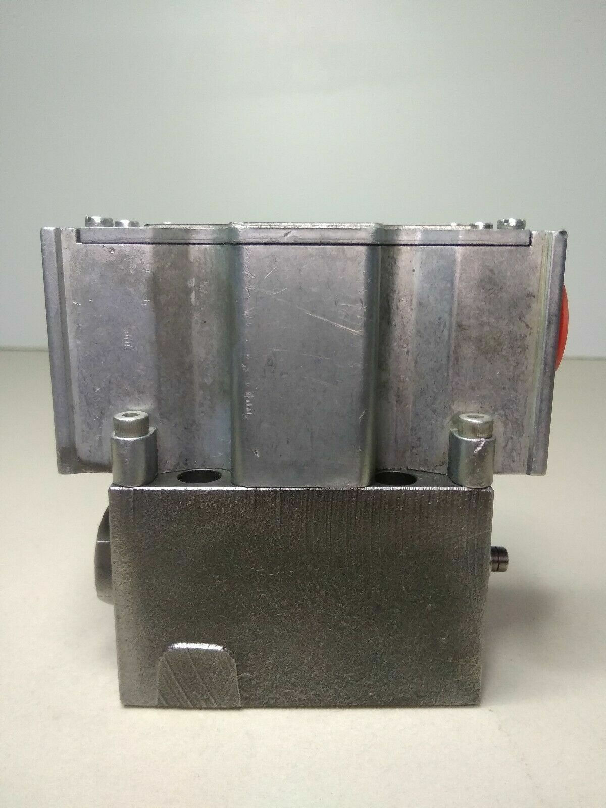 Denison Hydraulics A4D01 3151 0201 B1G0Q 81 Hydraulic Valve - NEW
