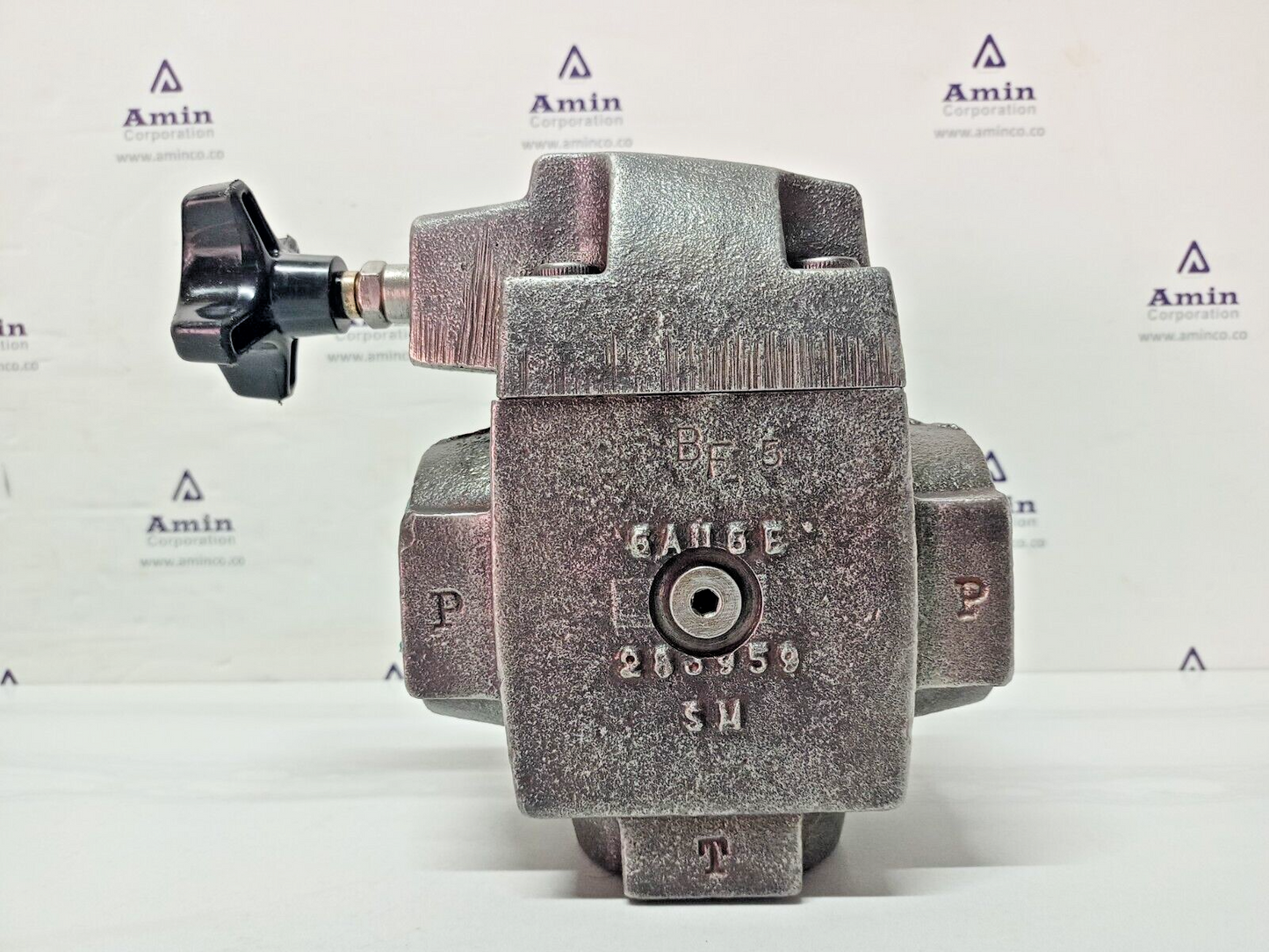 Vickers CT 10 F 30 pressure relief valve Rated pressure: 1500-3000 PSI CT10F30