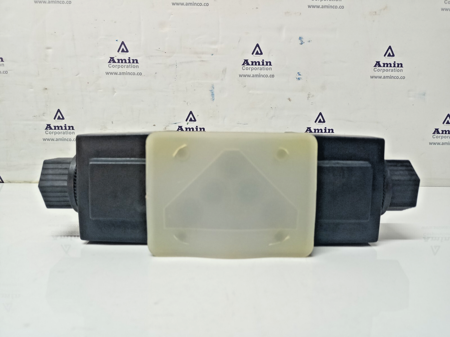 Yuken DSG-03-3C4-A100-50 Directional Control Valve - NEW