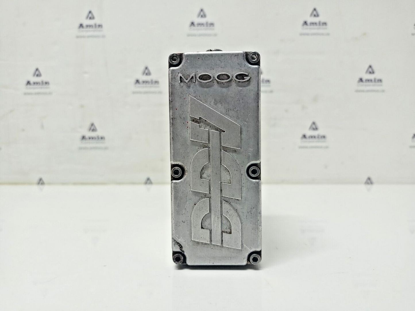 Moog D635-606B Hydraulic Servo valve Framo P/N: A11592, 300bar, 24VDC