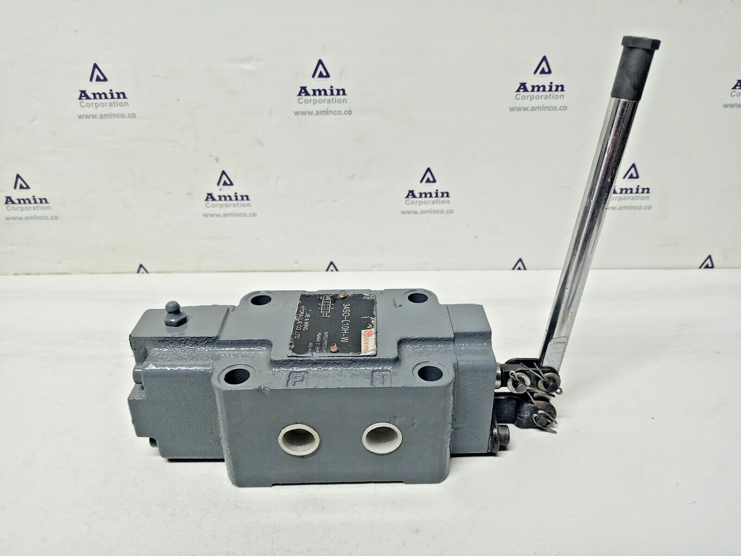 JIE&MING 34SO-L10H-W Hydraulic Directional control valve - NEW