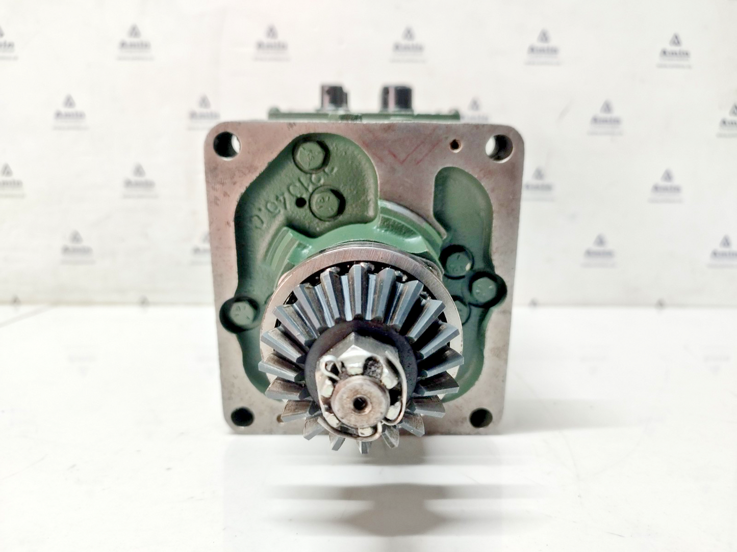 Woodward UG-8 Governor part No. : 8527-010 RPM: 700-1250 - TESTED