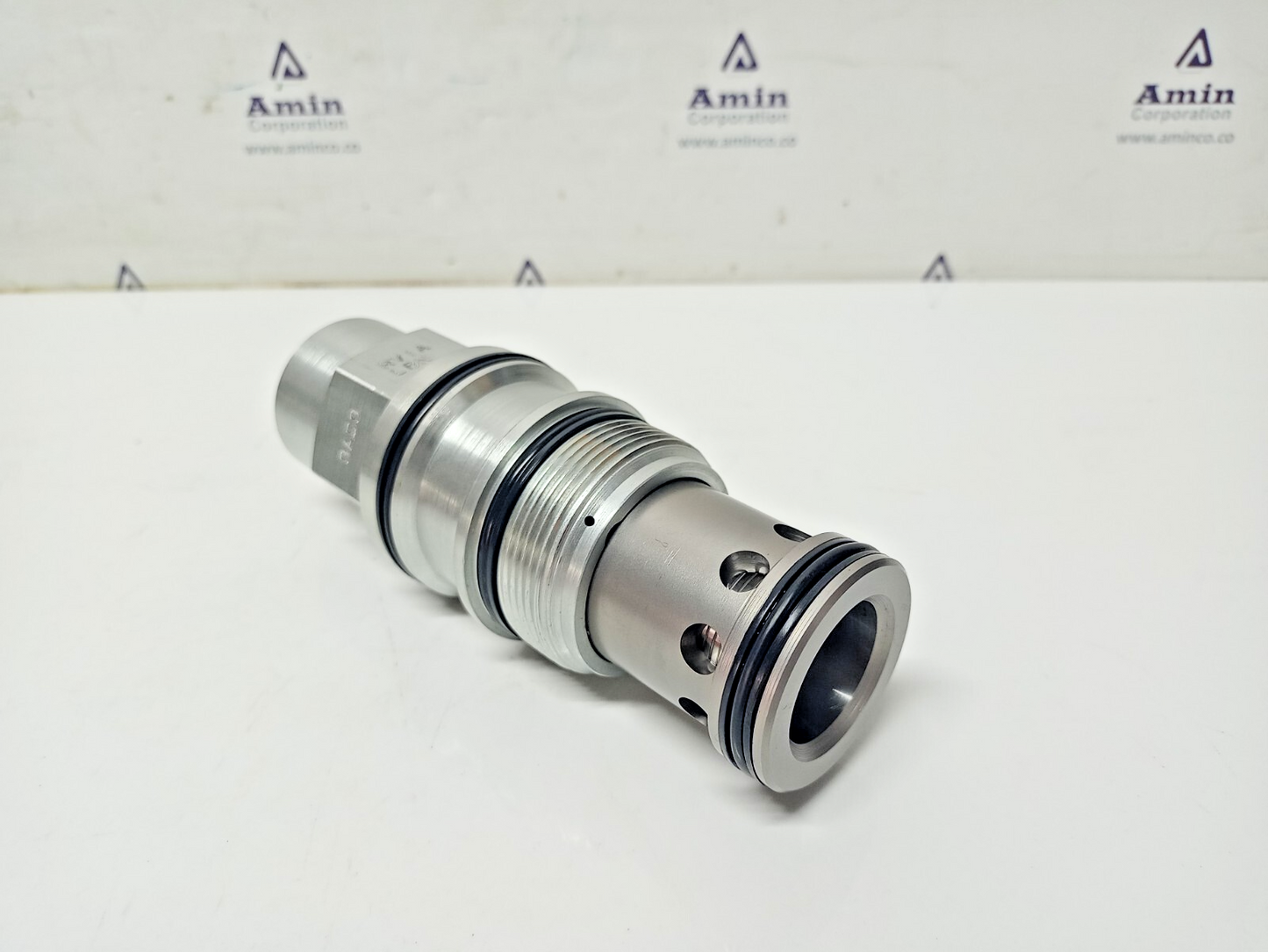 Sun hydraulics RVIA-LBN pilot-operated, balanced piston relief valve -NEW