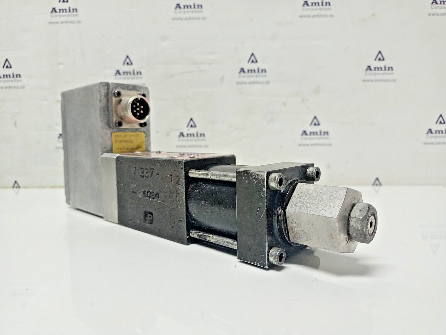 Moog D635-606B Hydraulic Servo valve Framo P/N: A11592, 300bar, 24VDC