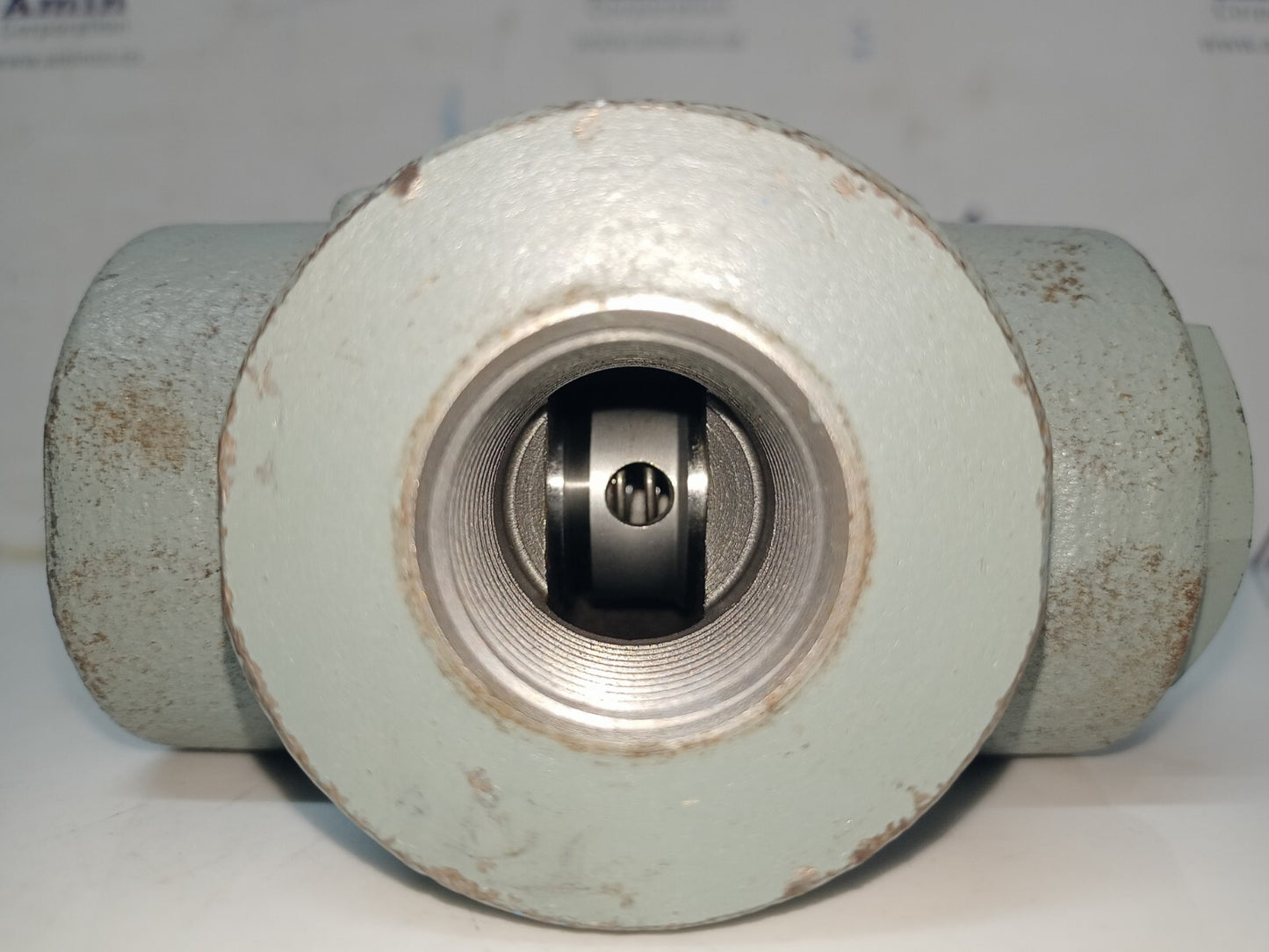 Yuken CRT-06-04-50 Right angle Check valve - NEW