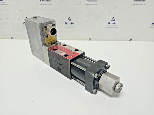Moog D635-606B Hydraulic Servo valve Framo P/N: A11592, 300bar, 24VDC