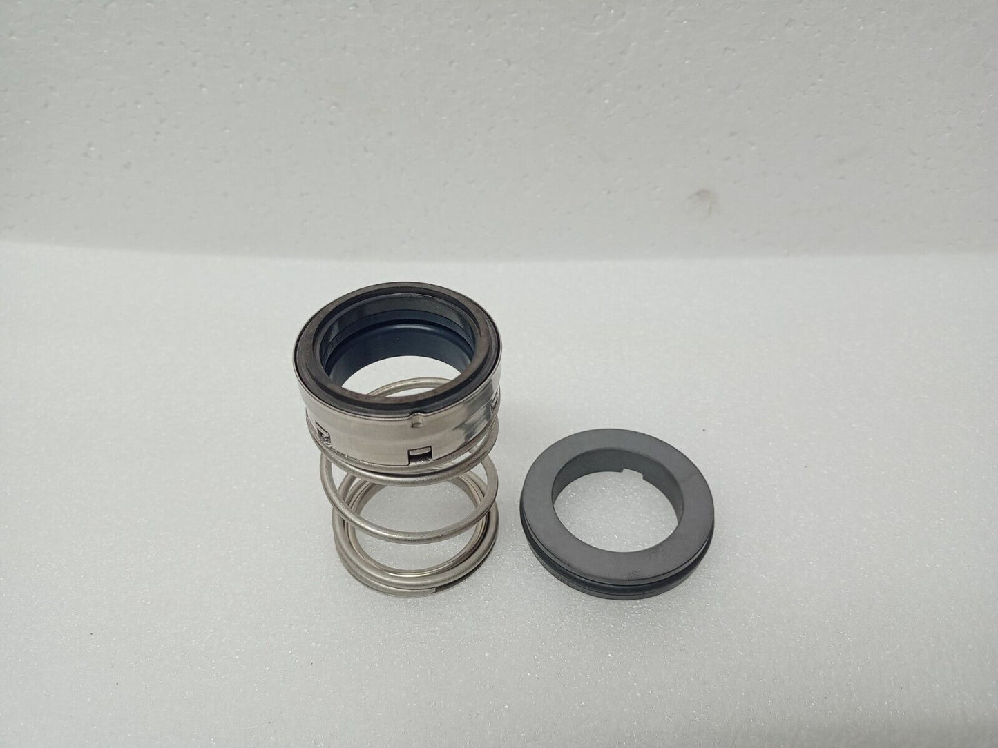 John Crane Type1 Mechanical seal size: 35mm - NEW