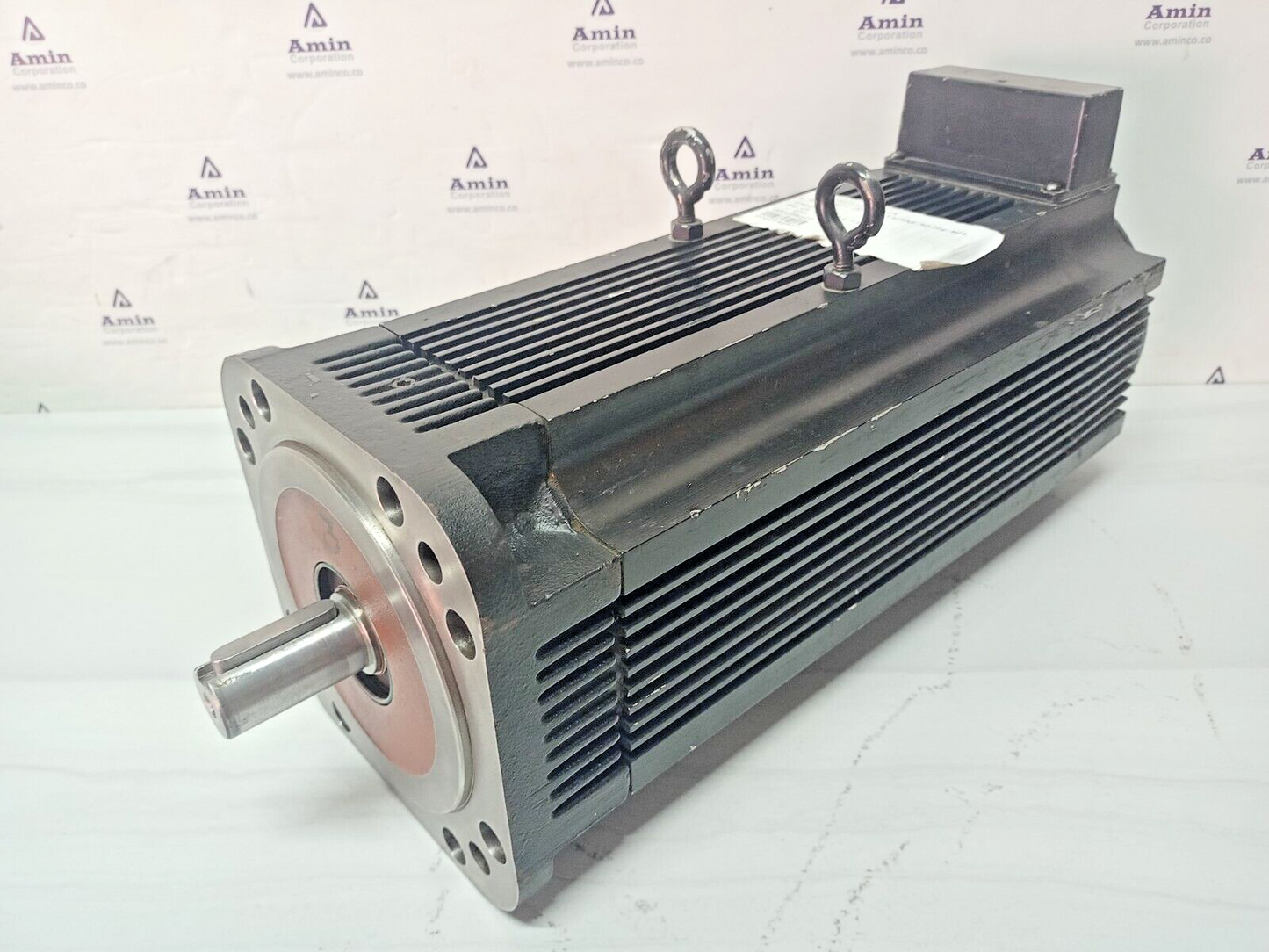 Allen-Bradley 1326AB-B530E-M2L AC Servo Motor 460V, 18Nm, 3000RPM