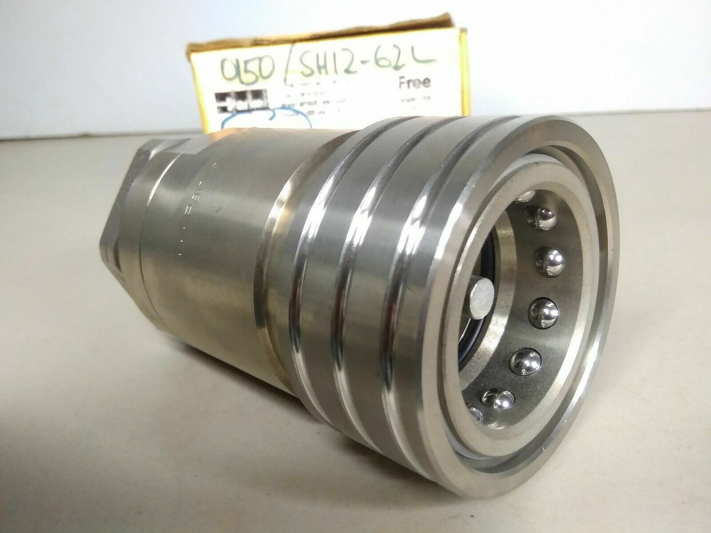Parker SH12-62L Series 60 Stainless Steel Coupler