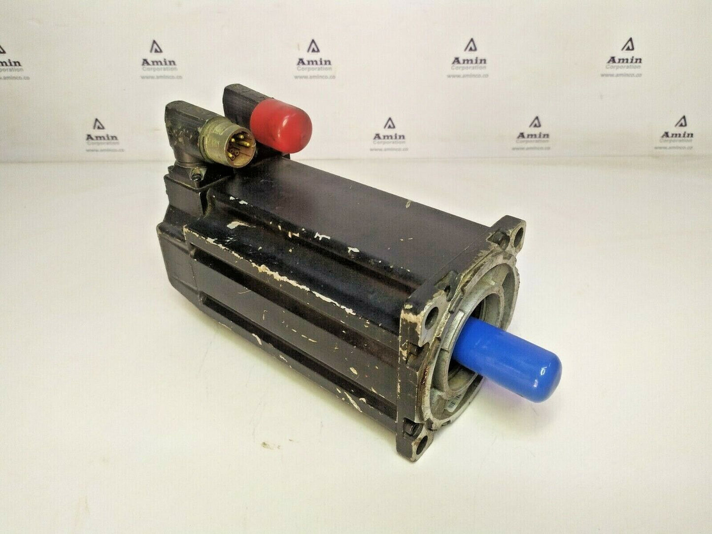 Allen-Bradley MPM-B1153E-SJ72AA Series-A Servo motor 480V 3500 RPM max.