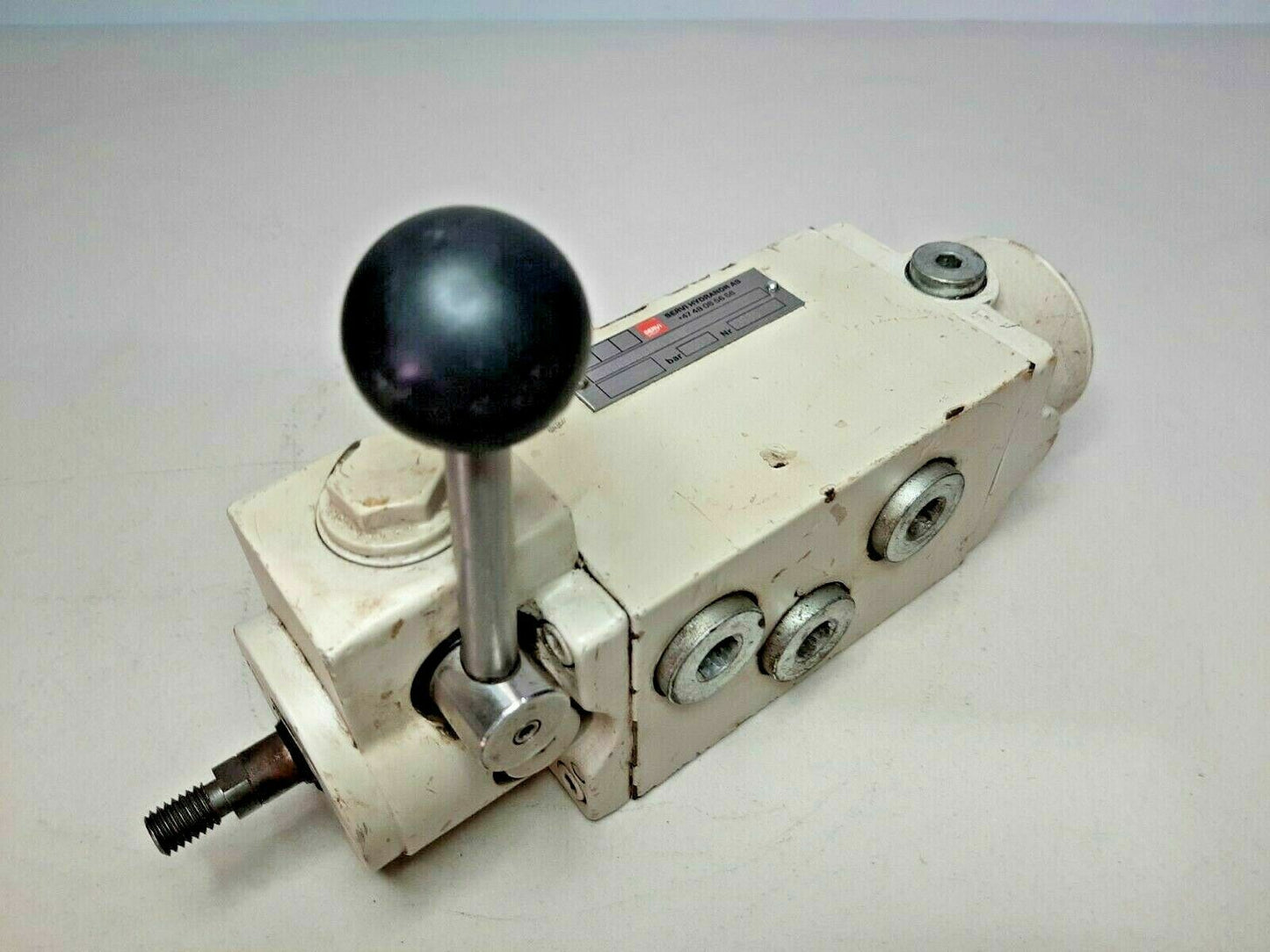 Servi Hydranor 5ST64826BMA.17W Directional control valve Pressure: 350 bar - NEW