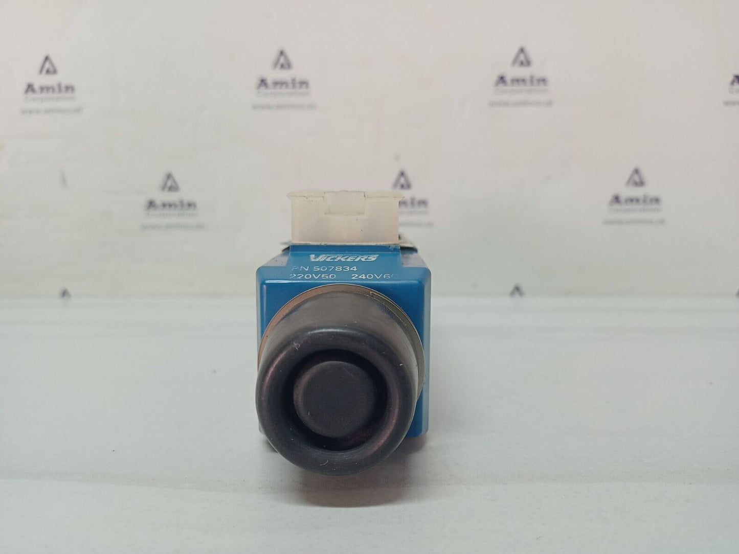 Vickers DG4V-3-2N-H-M-U1-D6-60 EN38 Directional Control valve