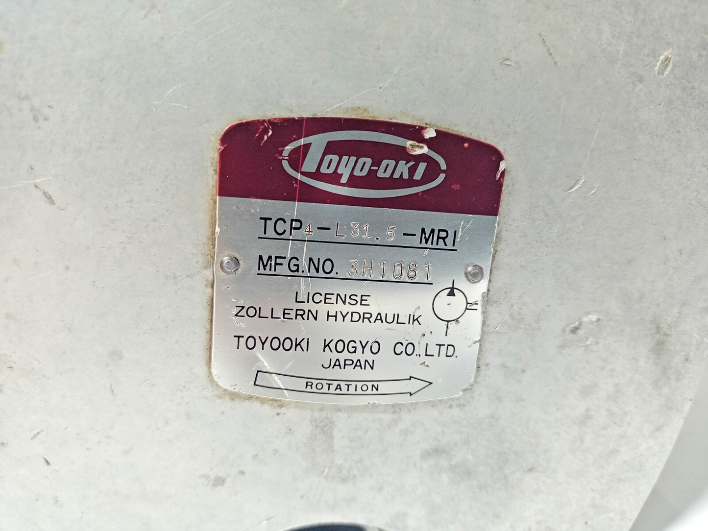 Toyo-oki TCP4-L31.5-MRI Internal gear pump - NEW