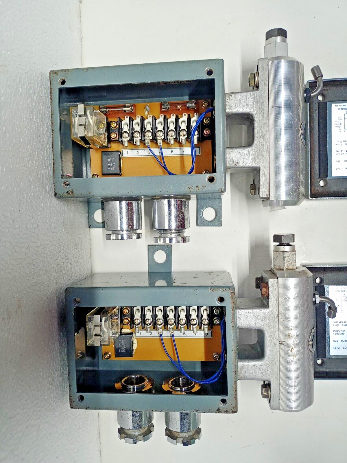 Shimadzu FA-4A-M2 Flow alarm - NEW