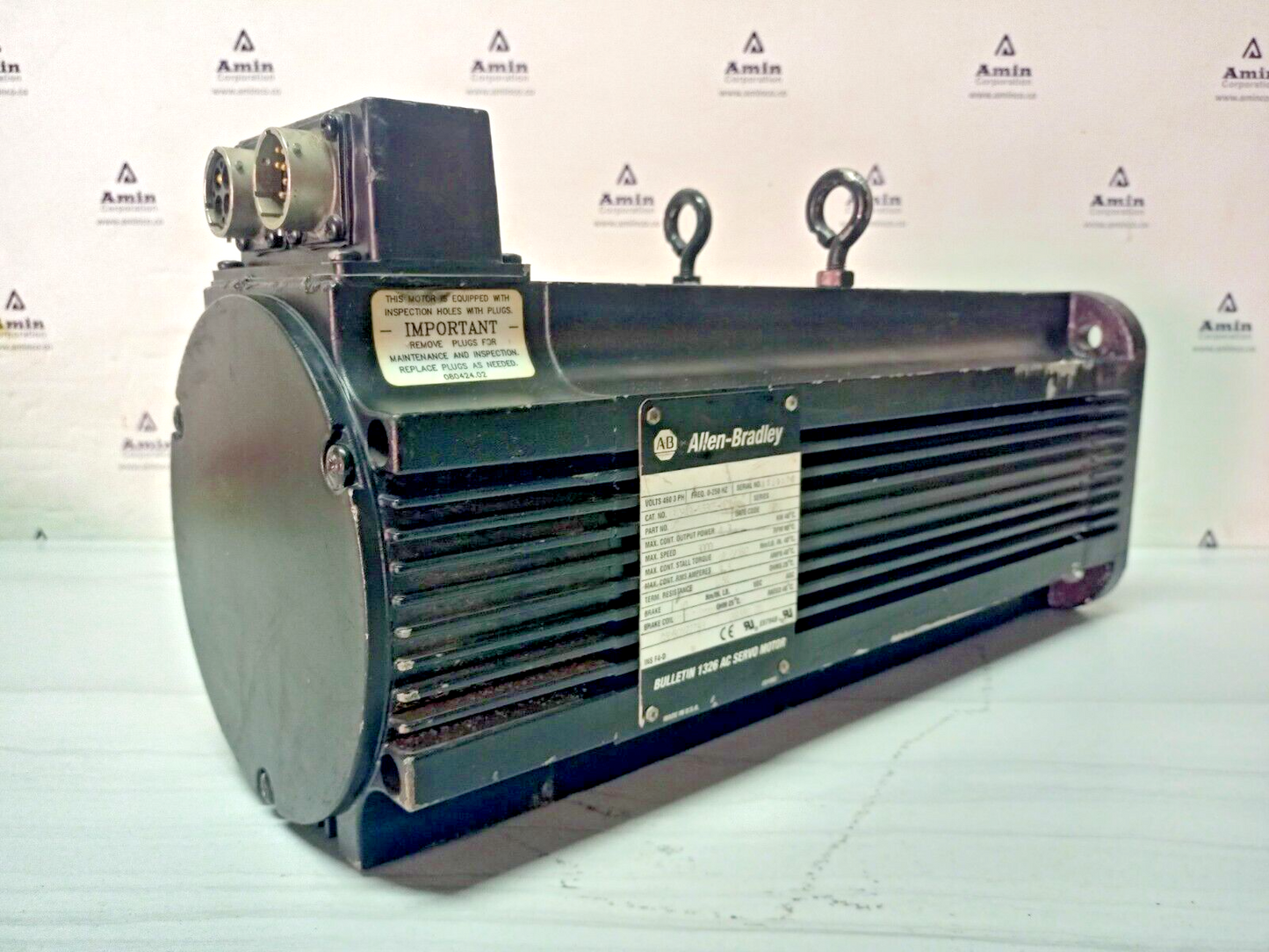 Allen-Bradley 1326AB-B530E-M2L AC Servo Motor 460V, 18Nm, 3000RPM