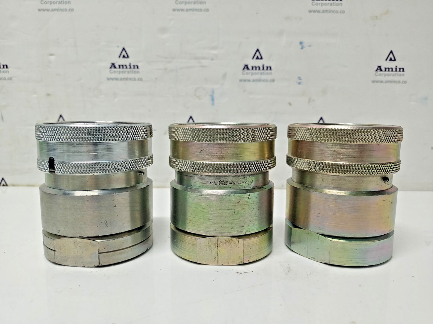 Snap-tite VHC-24 steel coupler Hydraulic Quick Connect Hose Coupling -lot of 3pc
