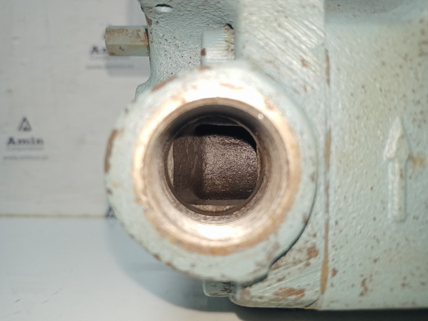 Daikin V8A1RX-20 Hydraulic Piston Pump - NEW