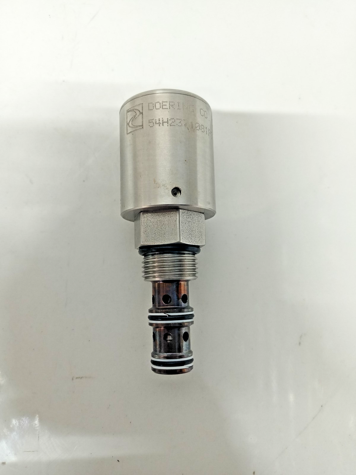 Doering Co. 54H2371081PS Hydraulic External Pilot Cartridge Valve - NEW