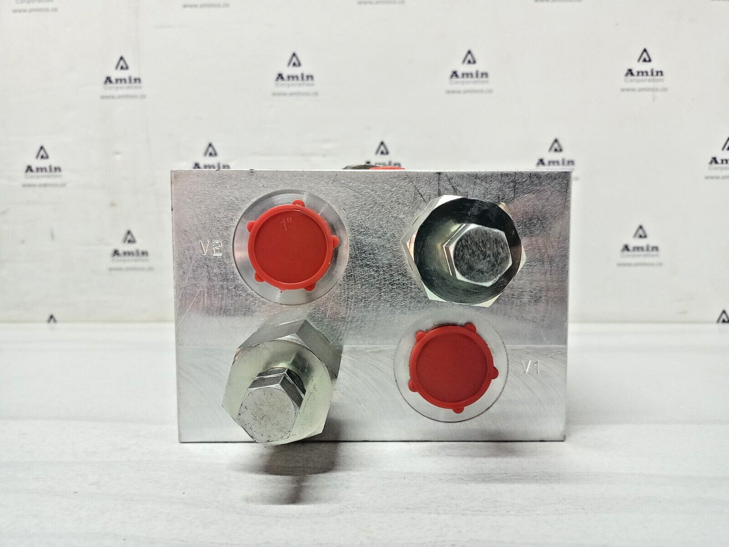 Oil control 05714739053500A Hydraulic valve block - NEW