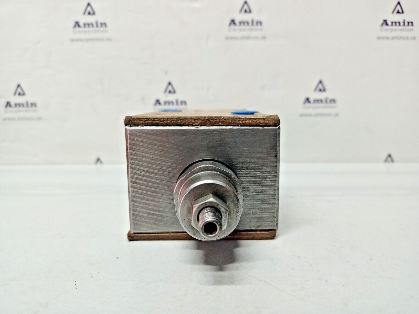 Double-A NNZZC-5-10C1 Flow control valve - NEW