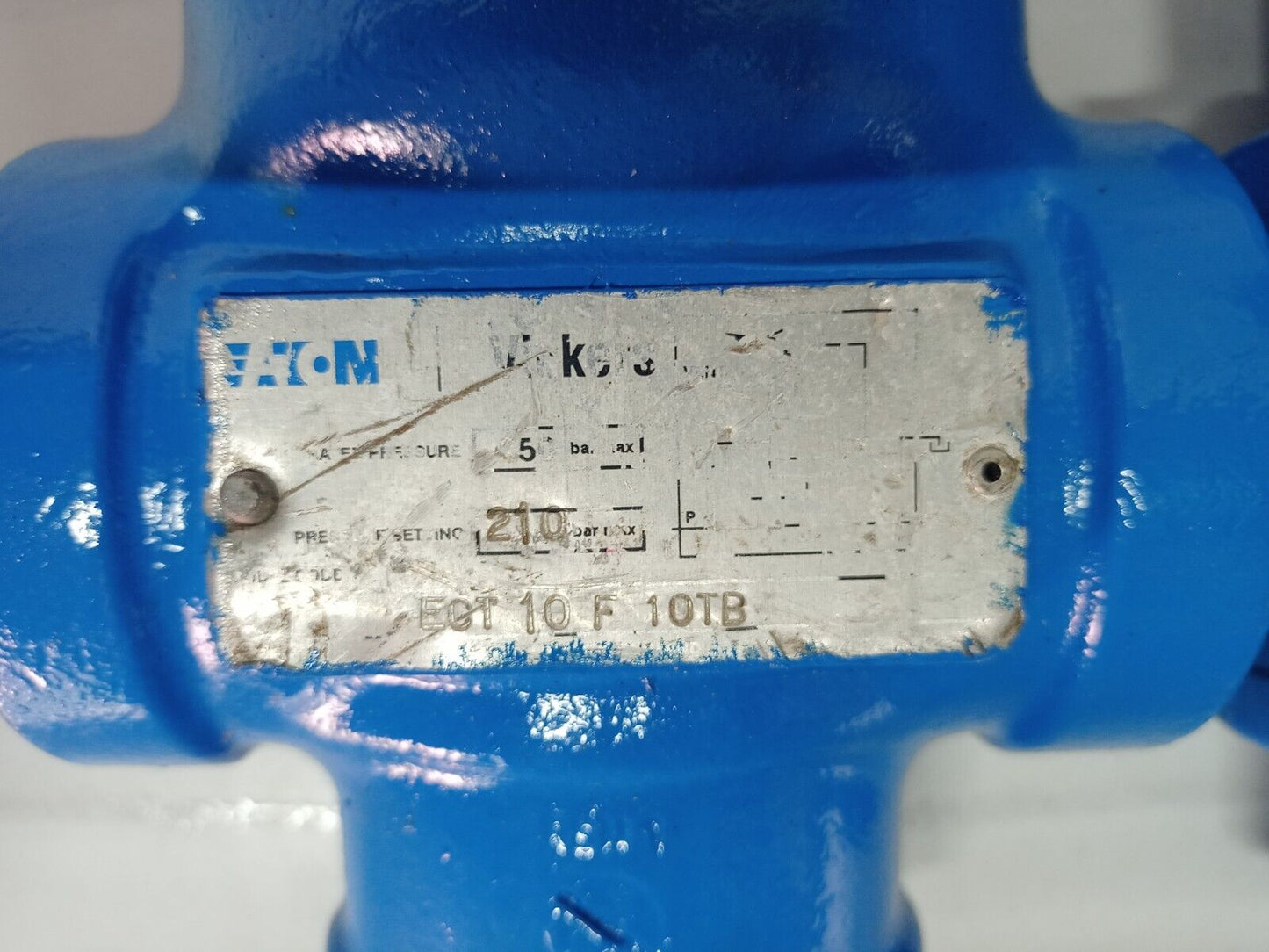 Vickers ECT-10-F-10TB pressure relief valve Rated pressure 250 bar - NEW