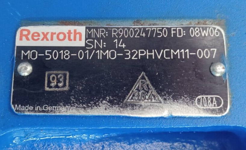 Rexroth MO-5018-01/1MO-32PHVCM11-007, R900247750 Hydraulic control block #2