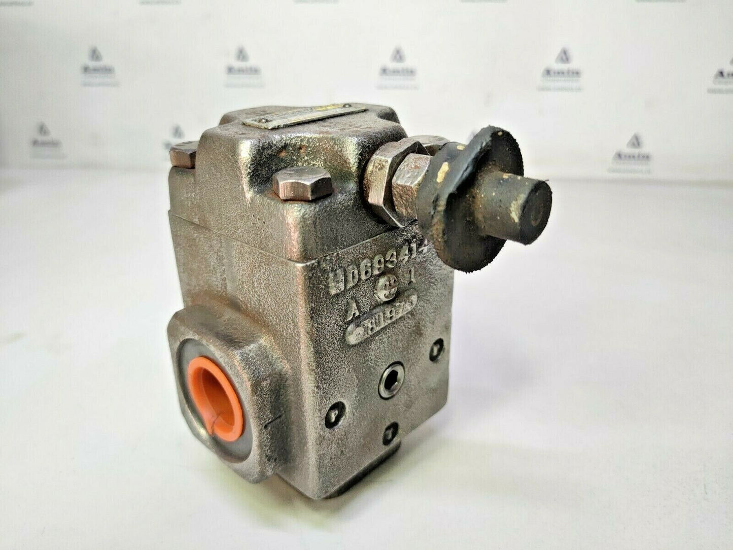 Parker R6PH EL Pressure Control Valve - NEW