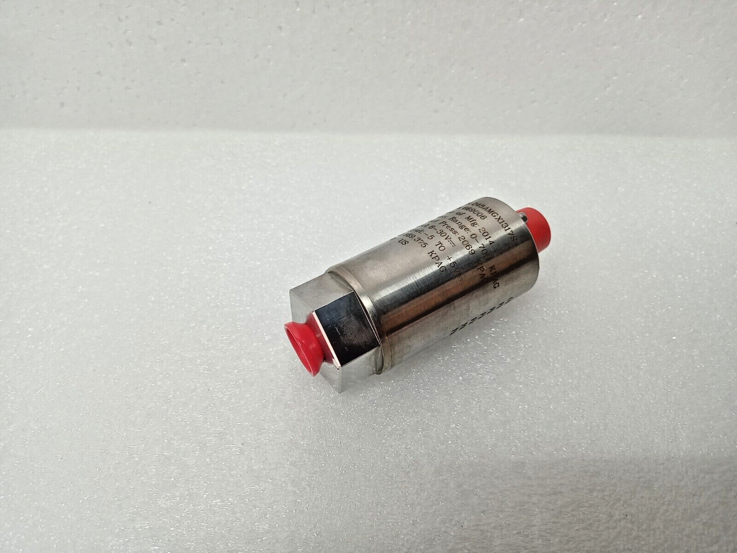 Viatran ATW Model 245 high range 245AMGX1317S Pressure Transmitter 0-700kpag NEW