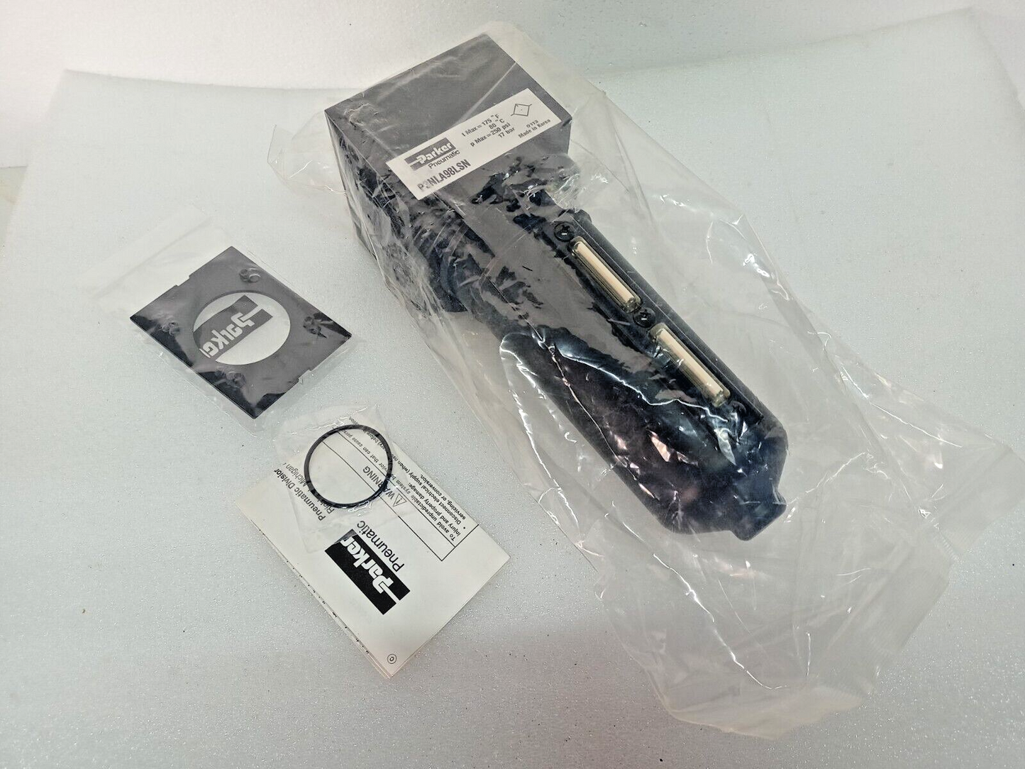 Parker P3NLA98LSN Mist air lubricator 1'' - NEW