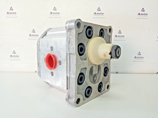 Sauer Danfoss SNP3NN/033RN01BA Hydraulic gear pump 111.25.024.0C - NEW