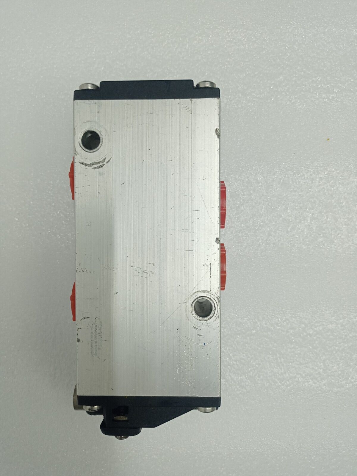 Rexroth MNR: 5711000100 5/2 Air-Pilot Pneumatic valve - NEW